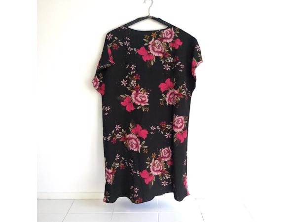 Zomer jurk zwart roze L