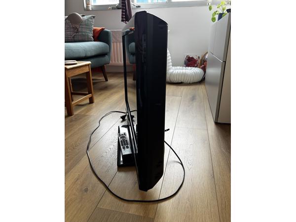 TV  met afstandbediening