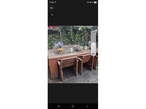 Tuinset tafel bank  3 stoelen kussens.,Steigerhout