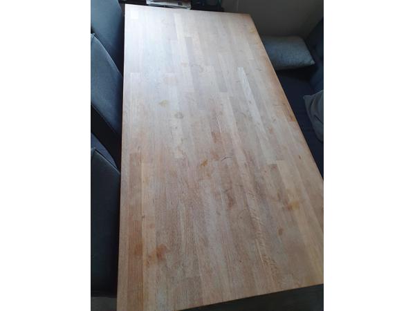 Ruime houten eettafel 180x90cm