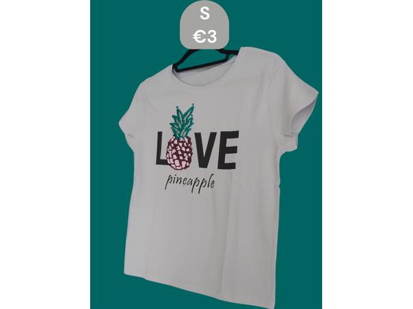 Glo-Story t-shirt lichtblauw love pineapple S