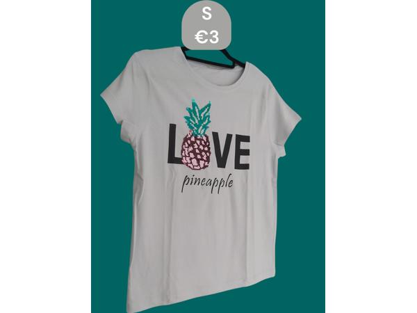 Glo-Story t-shirt lichtblauw love pineapple S