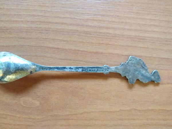 6 leuke oude theelepeltjes o.a dierenbescherming