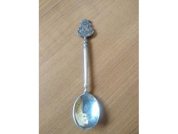 6 leuke oude theelepeltjes o.a dierenbescherming