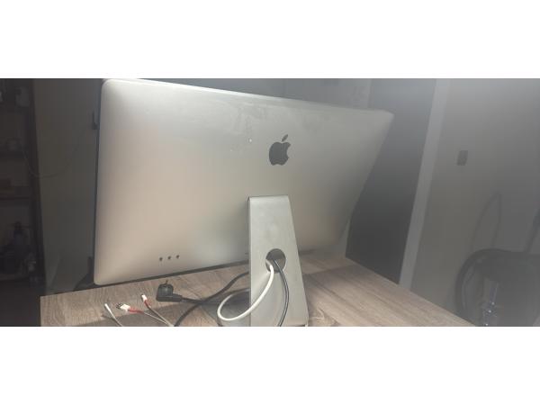 Apple cinema 27 inc beeldscherm