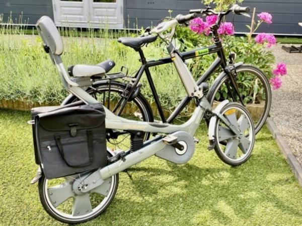 Twee Camping Fietsen van Giant Revive LX + Beixo met Cardan