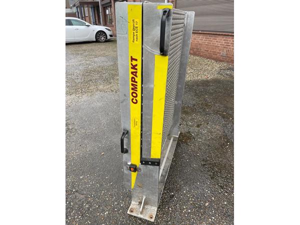 Oprijplaat Compact Rijplaat Rampe Rolstoellift Scootmobiel