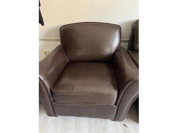 Bank en/of twee stoelen