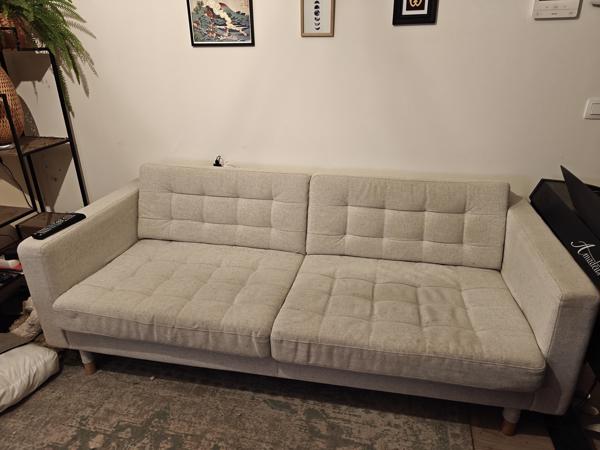 Gratis Beige 3-zits bank, Spoed!!