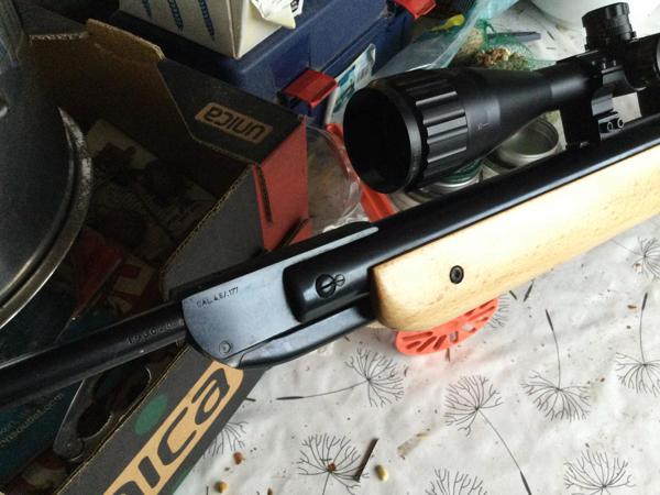 diana 35 4.5 mm in nieuwstaat met richtkijker