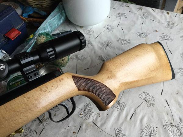 diana 35 4.5 mm in nieuwstaat met richtkijker