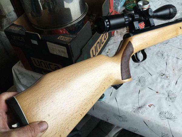 diana 35 4.5 mm in nieuwstaat met richtkijker