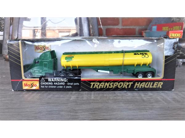 Maisto transport hauler H