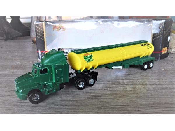 Maisto transport hauler H