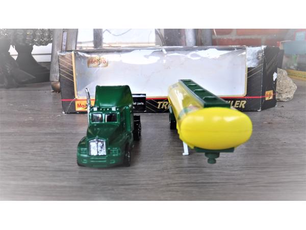 Maisto transport hauler H