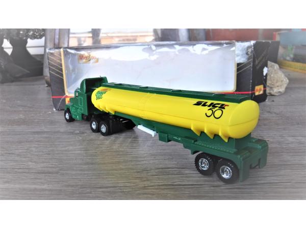 Maisto transport hauler H