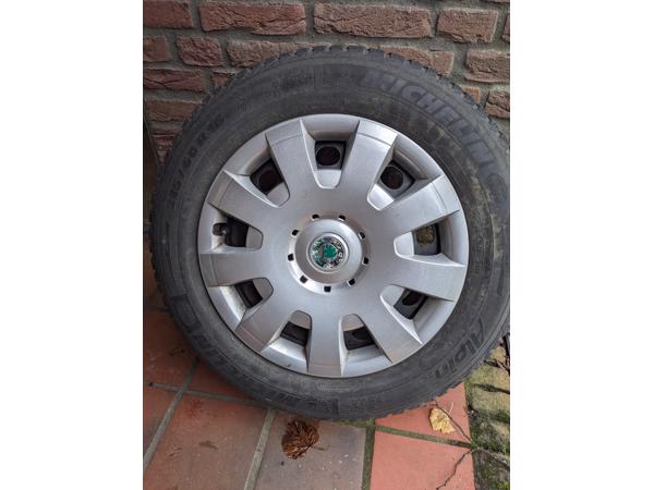 2 Michelin Alpin A4 216/60 R16 winterbanden