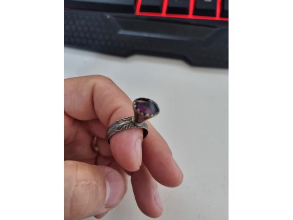 tekoop een antieke lodenring met agaat