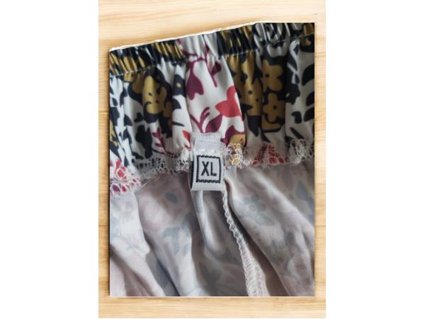 Gekleurde print zomer broek XL