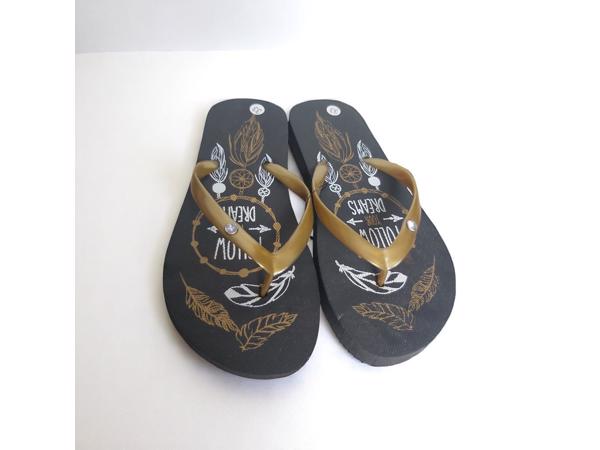 Teenslipper zwart goud met strass steentjes 33