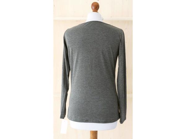 Shirt, wit of grijs of donkerbruin, 1 maat 34/40 (nieuw)