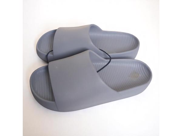 Heren slippers effen grijs 41