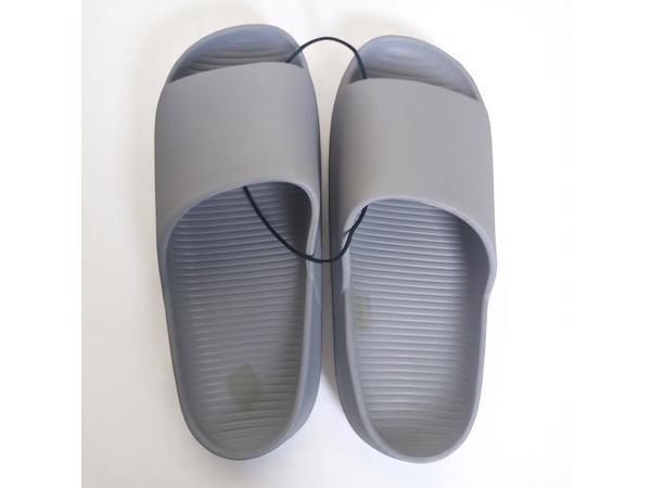 Heren slippers effen grijs 41