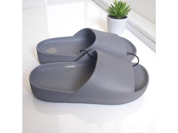 Heren slippers effen grijs 41