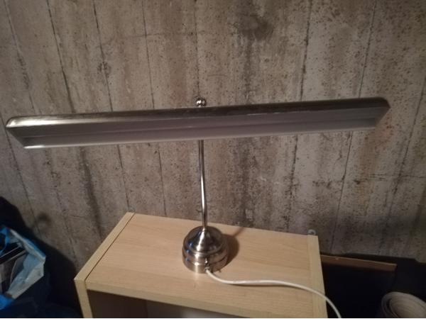 Leeslamp met usb aansluiting