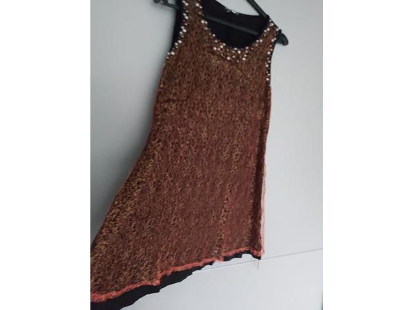 Metrofive stretchy glitter jurk rood met parels S/M