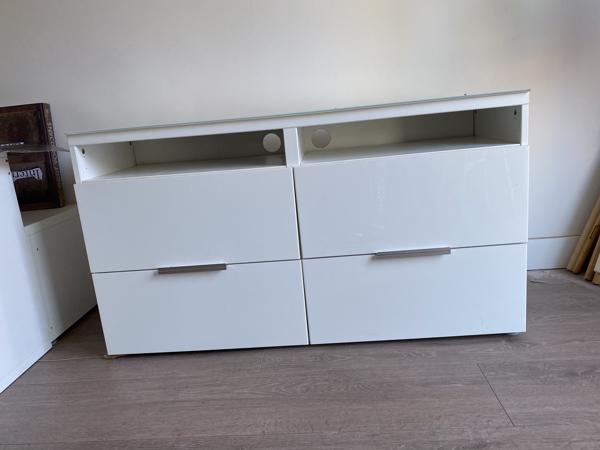 Besta tv meubel met lades