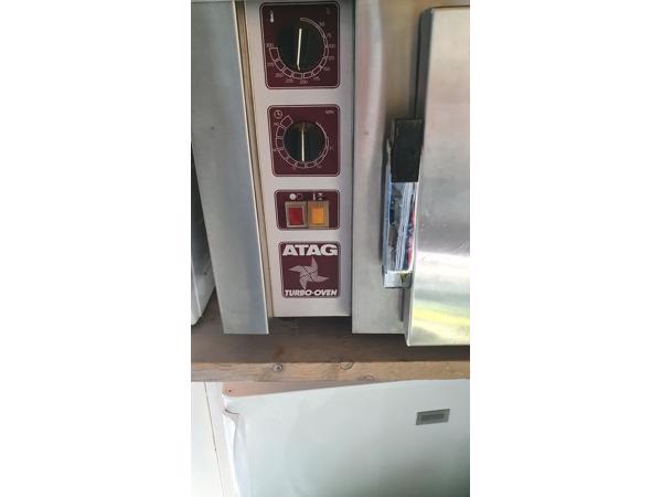 Professionele Atag hetelucht oven op 220 volt