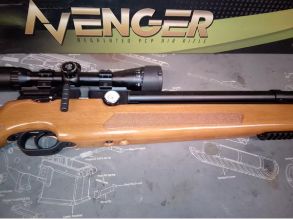 Air Venturi Avenger wood .22
