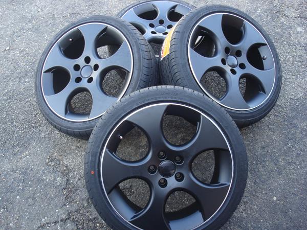 18 Inch GTI Black Velgen en Banden Steek 5x112