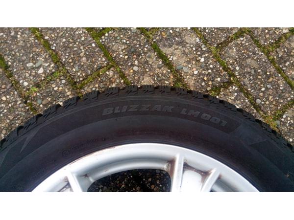 Lichtmetalen 16 inch velgen met oude winterbanden