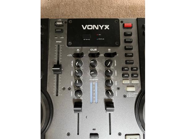 Vonyx cdj 450 mixer