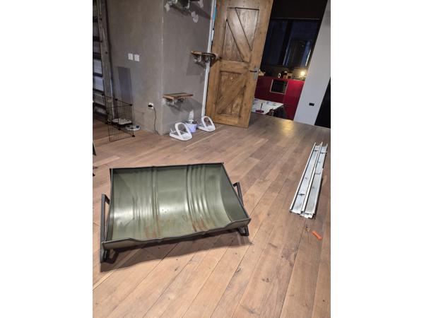 Industriele hondenmand