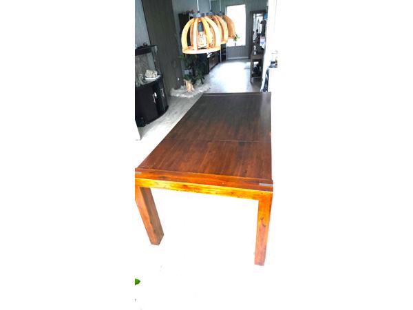 Eetkamertafel Massief Acaciahout