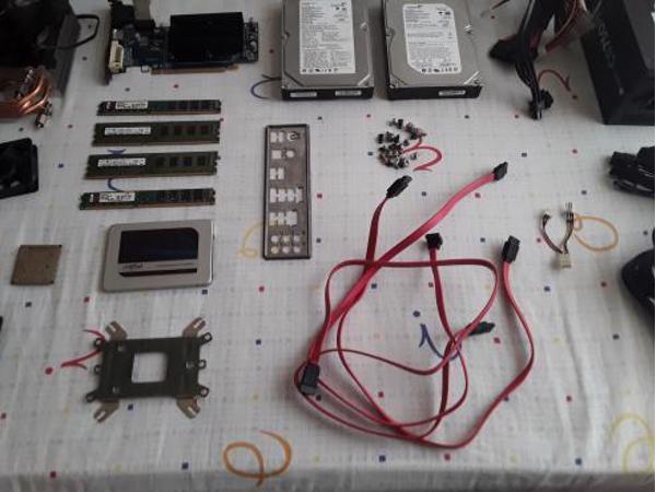 Computer onderdelen. (Ik will een nieuwe pc kopen) total 1k