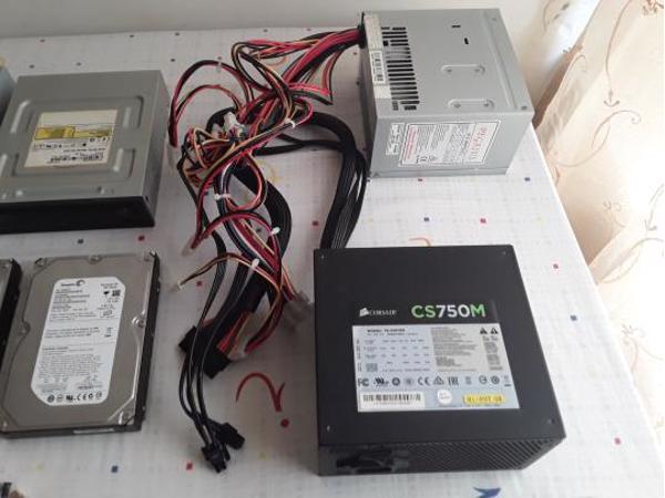 Computer onderdelen. (Ik will een nieuwe pc kopen) total 1k