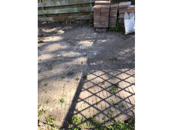 Klinkers, ongeveer 4-5 vierkante meter