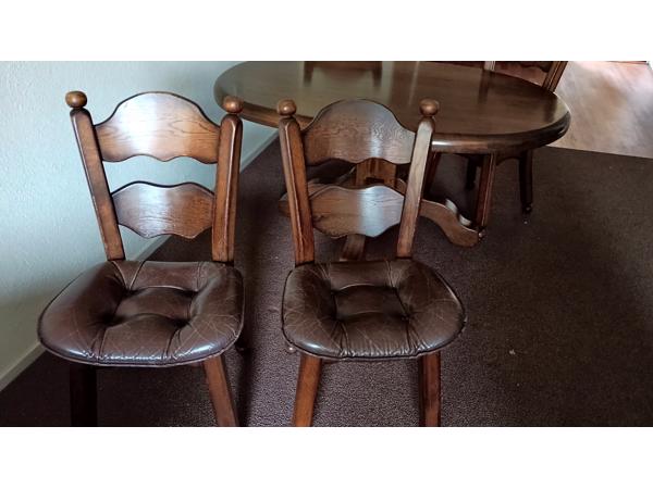 Inrichting woonkamer en eettafel