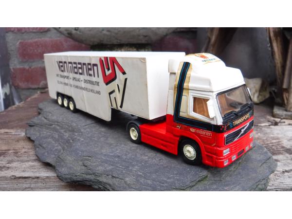 Leuke model truck van van Maanen