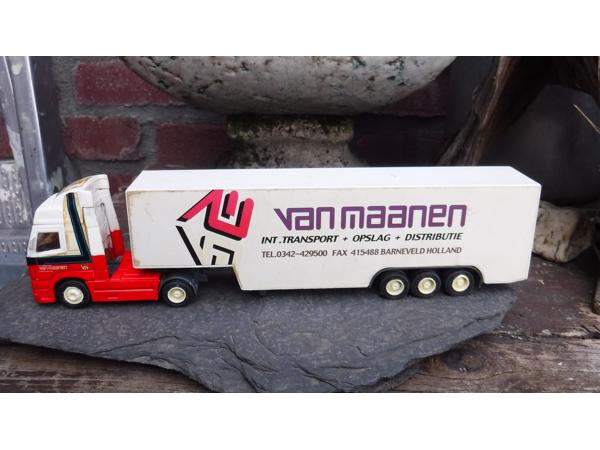 Leuke model truck van van Maanen