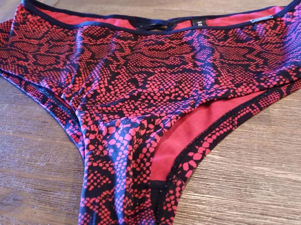 Zgan Sapph short L  en string XL