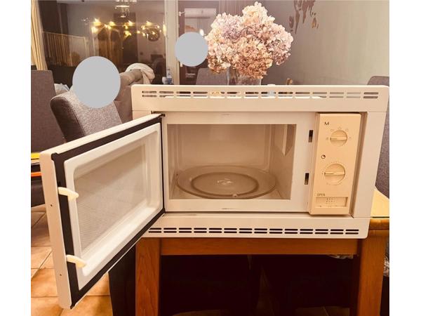 second hand microwaive