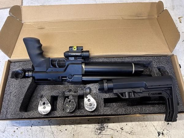 AEA SS HP PLUS SEMI- AUTOMATISCH PERSLUCHT PISTOOL MET KLAPK