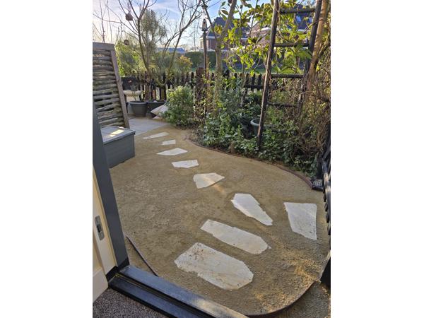 1 mini bag dolomieten split, soort padvast