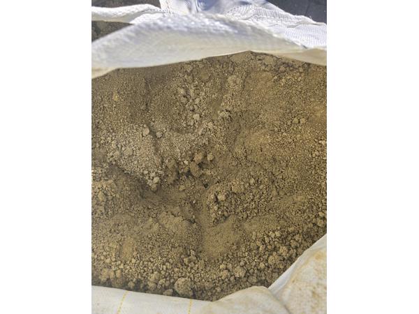 1 mini bag dolomieten split, soort padvast