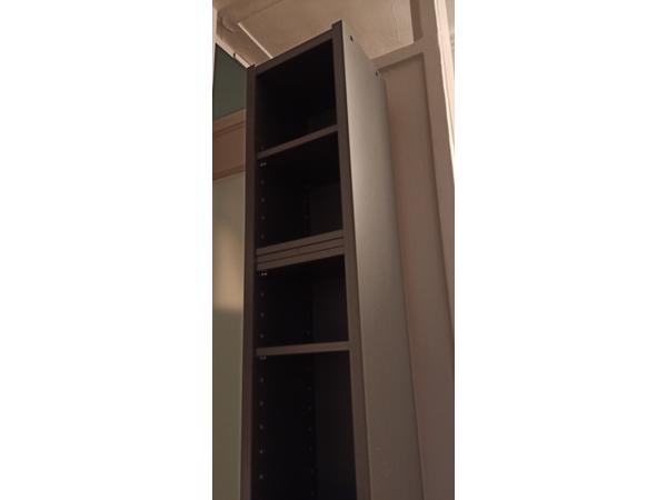 2 Cd- / dvd- / videoband-kastjes IKEA